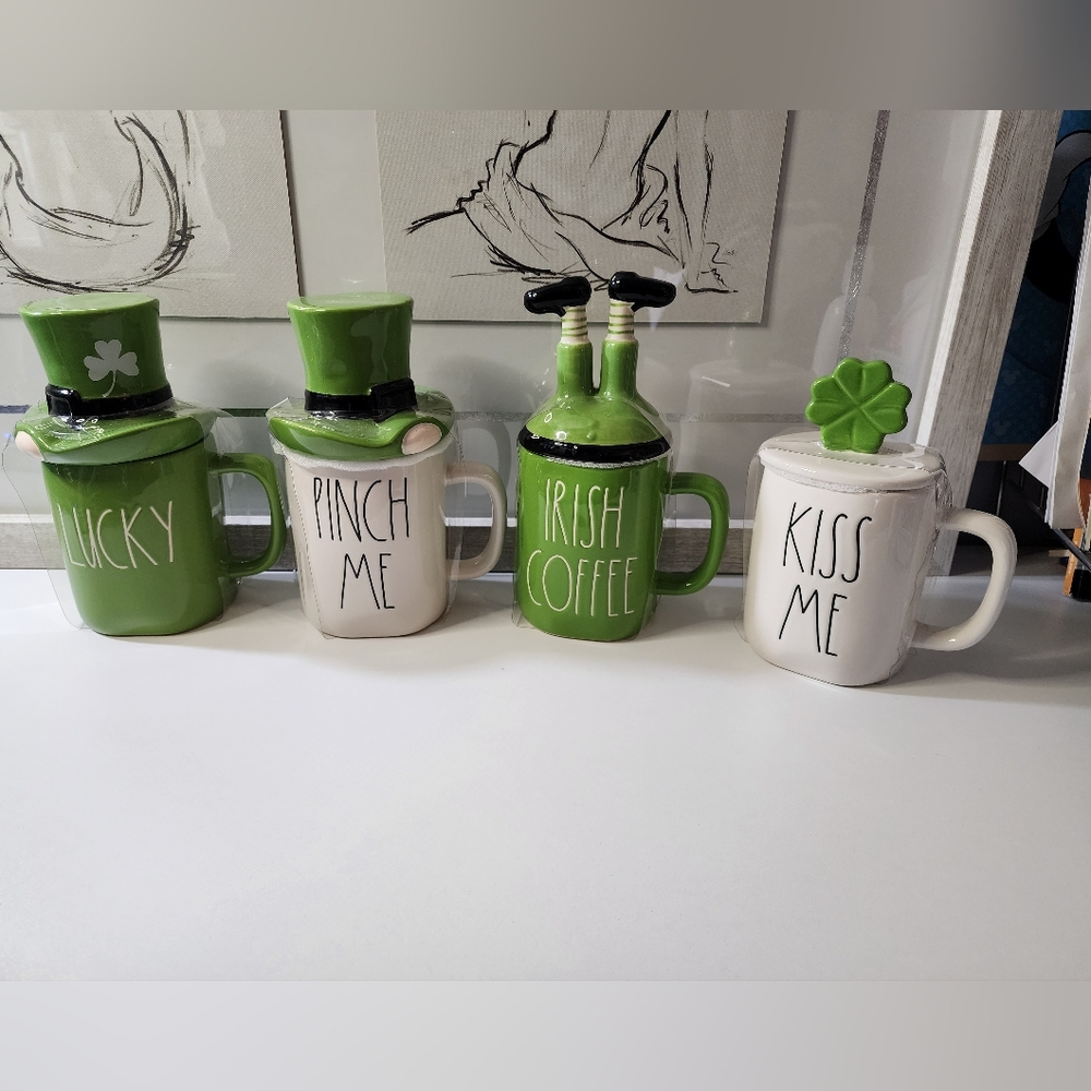 ST.PATRICK'S IRISH MUGS WITH TOPS